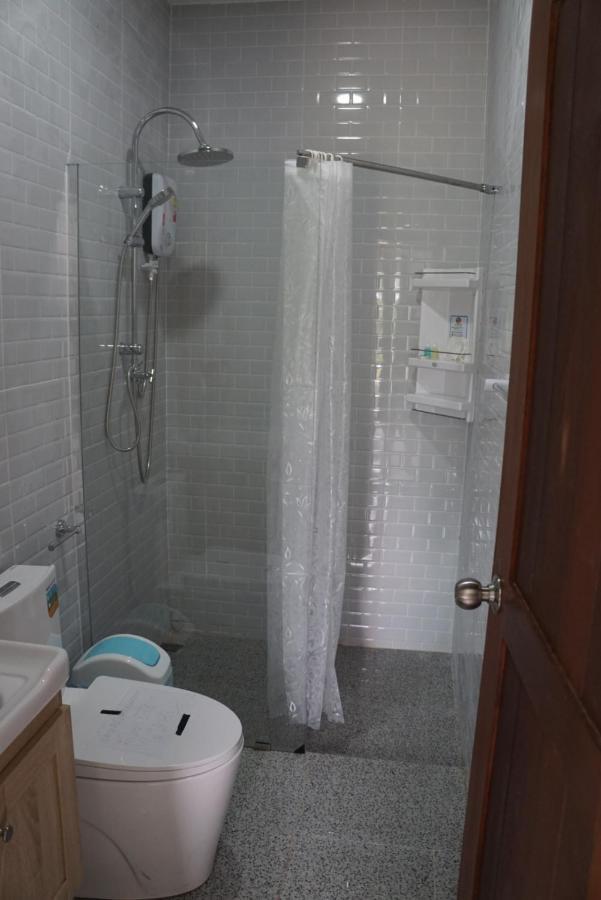 Evie Mae Resort Ban Cha-om Buitenkant foto