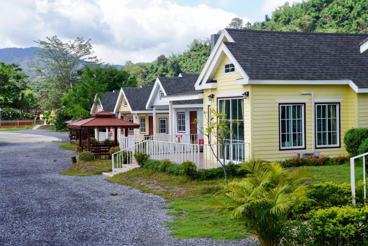 Evie Mae Resort Ban Cha-om Buitenkant foto